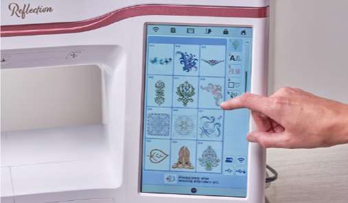 10.1 &rdquo; LCD Touchscreen